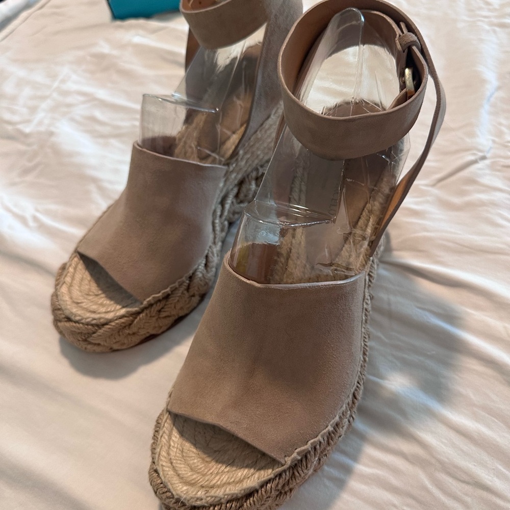 Paloma Barcelo Christie Wedge 
Women's Size 39